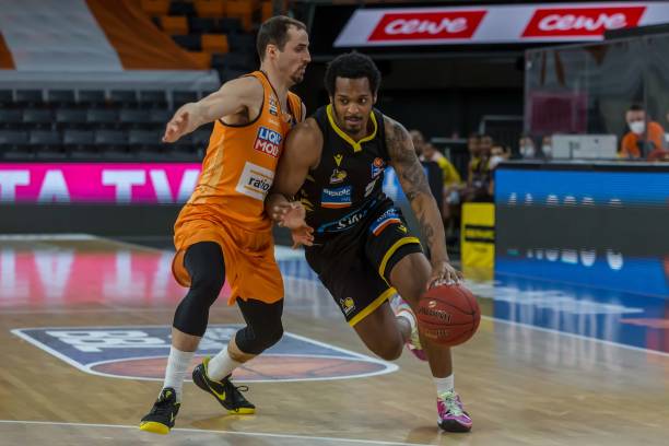 的默契与拼 的默契与拼